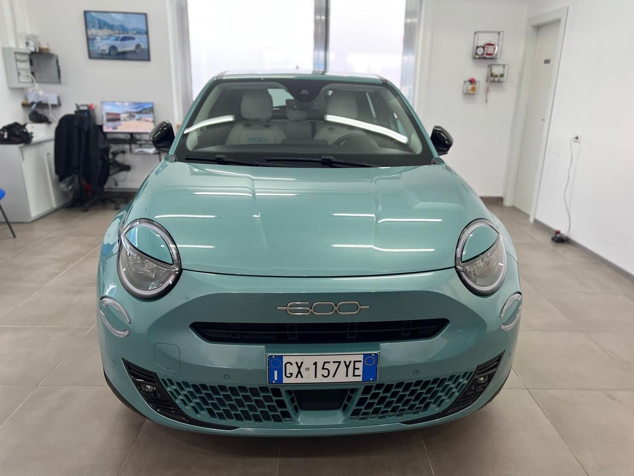 Fiat 600 600e La Prima