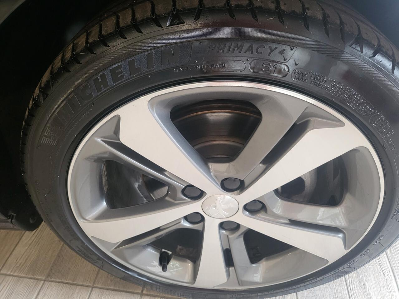 Peugeot 308 BlueHDi 130 S&S SW Tech Edition