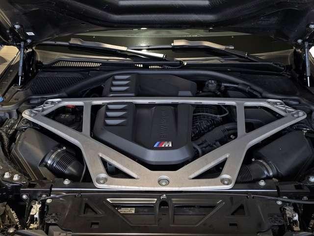 BMW M4 M4 CS xDrive auto