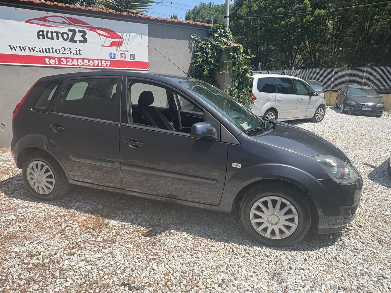 Ford Fiesta 1.2 5p. Titanium 75CV Ok Neopatentati