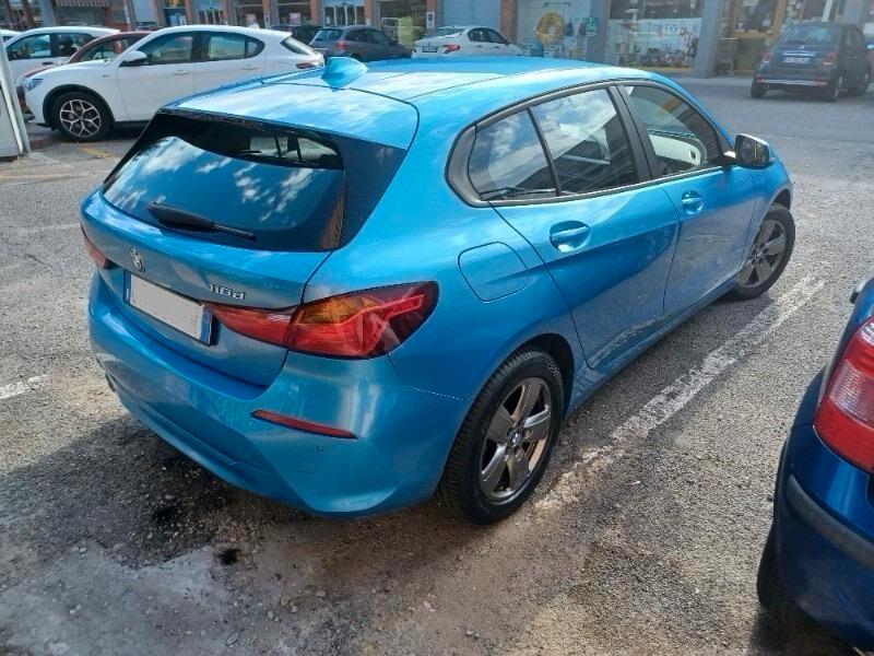 Bmw 116 116d 5p. Business Advantage