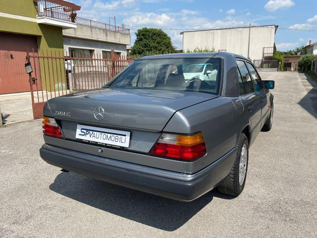 MERCEDES-BENZ E 200 E 200