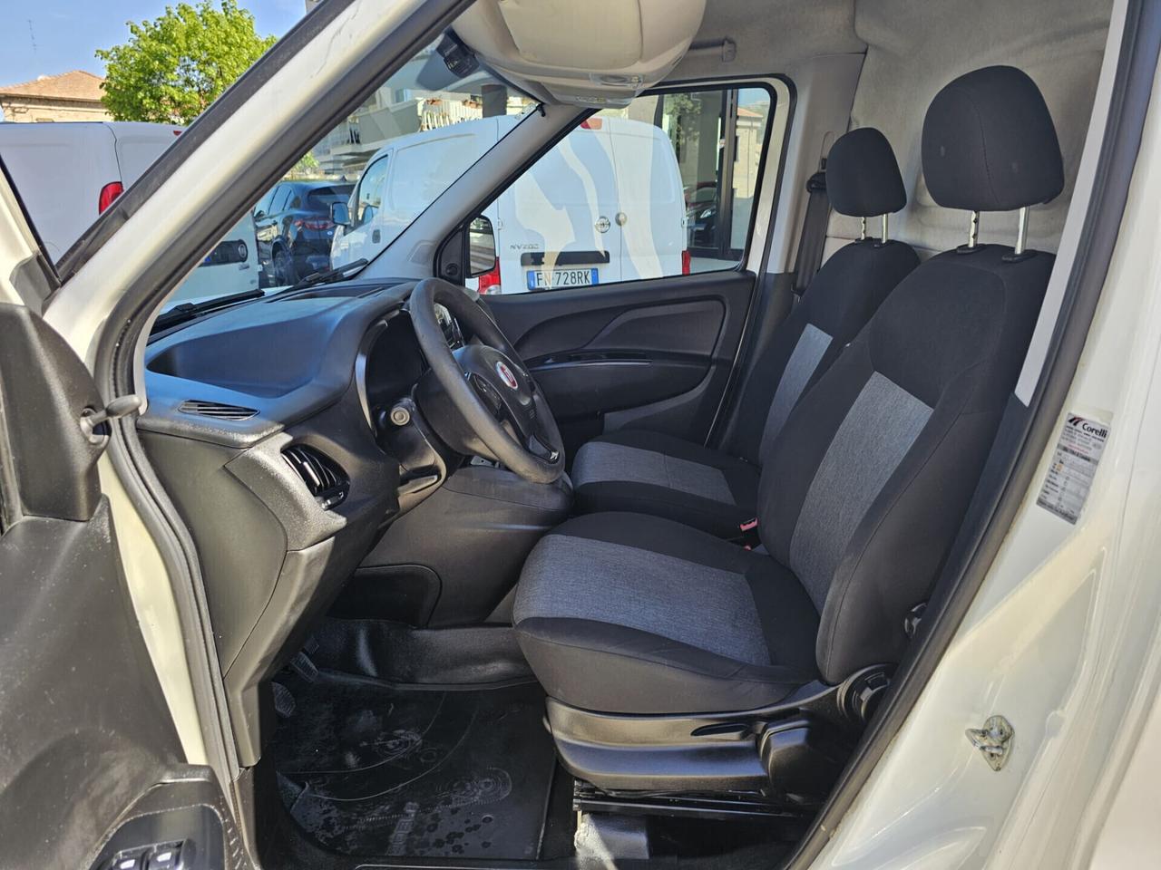 Fiat Doblo t-jet N.p. Sx Cargo - Con Officina Mobile