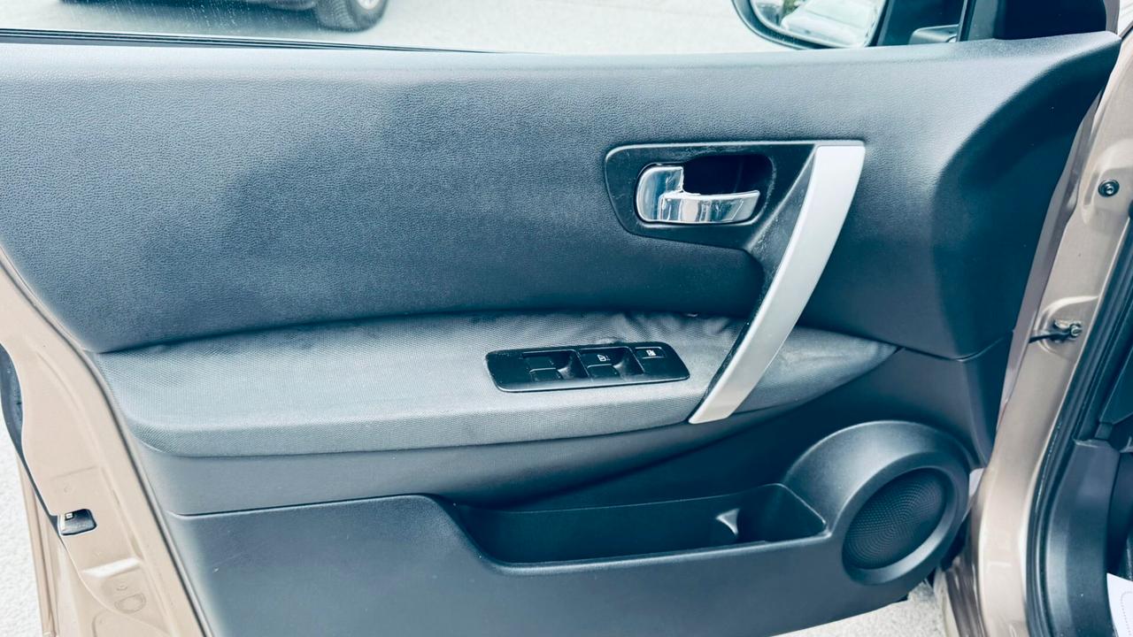 Nissan Qashqai Qashqai+2 2.0 dCi DPF Tekna