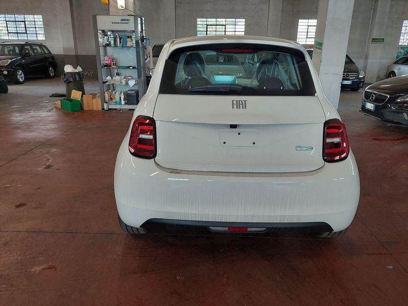 FIAT 500 Icon Berlina - promozione del mese!!!