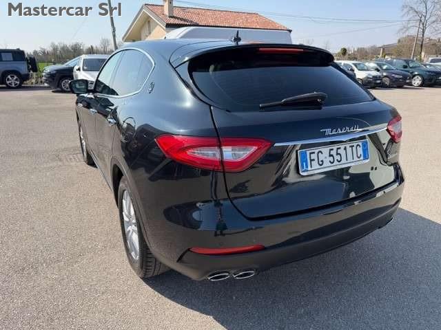MASERATI Levante Levante 3.0 V6 250cv auto - FG551TC