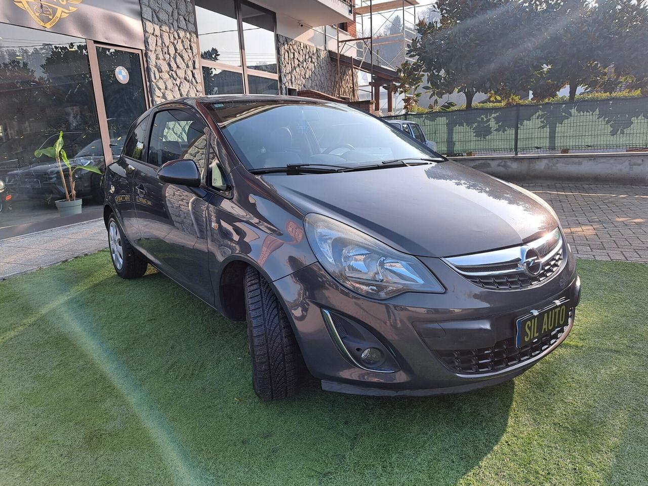 Opel Corsa 1.2 85CV 3 porte GPL VALIDO FINO 2035