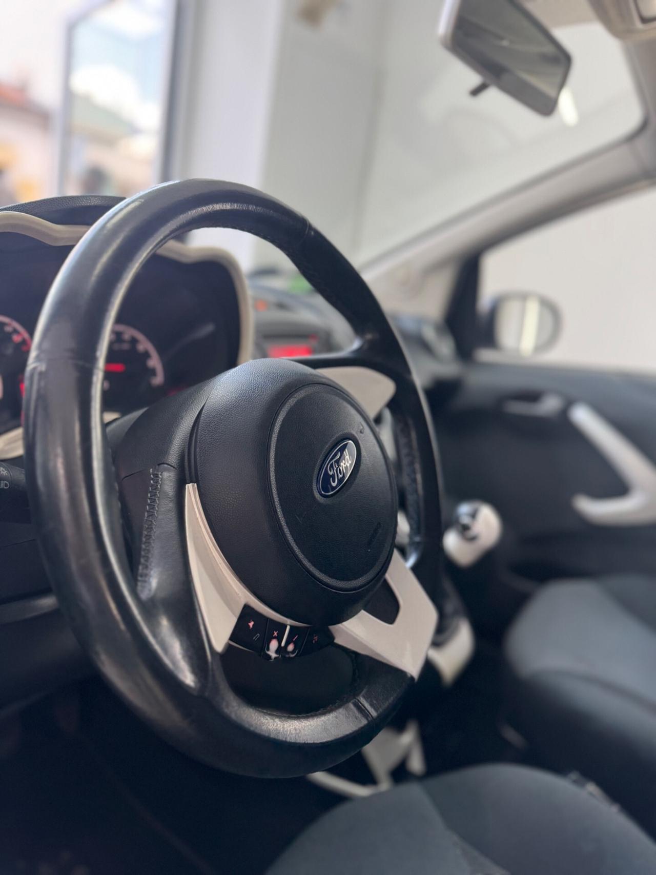 Ford Ka Ka+ 1.2 8V 69CV Titanium