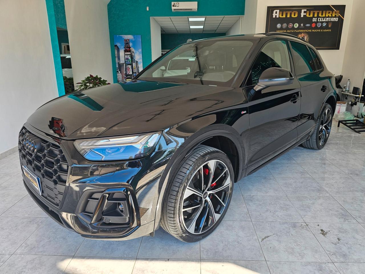AUDI Q5 2.0 TDI 204CV QUATTRO 3 S-LINE BLAK EDITION