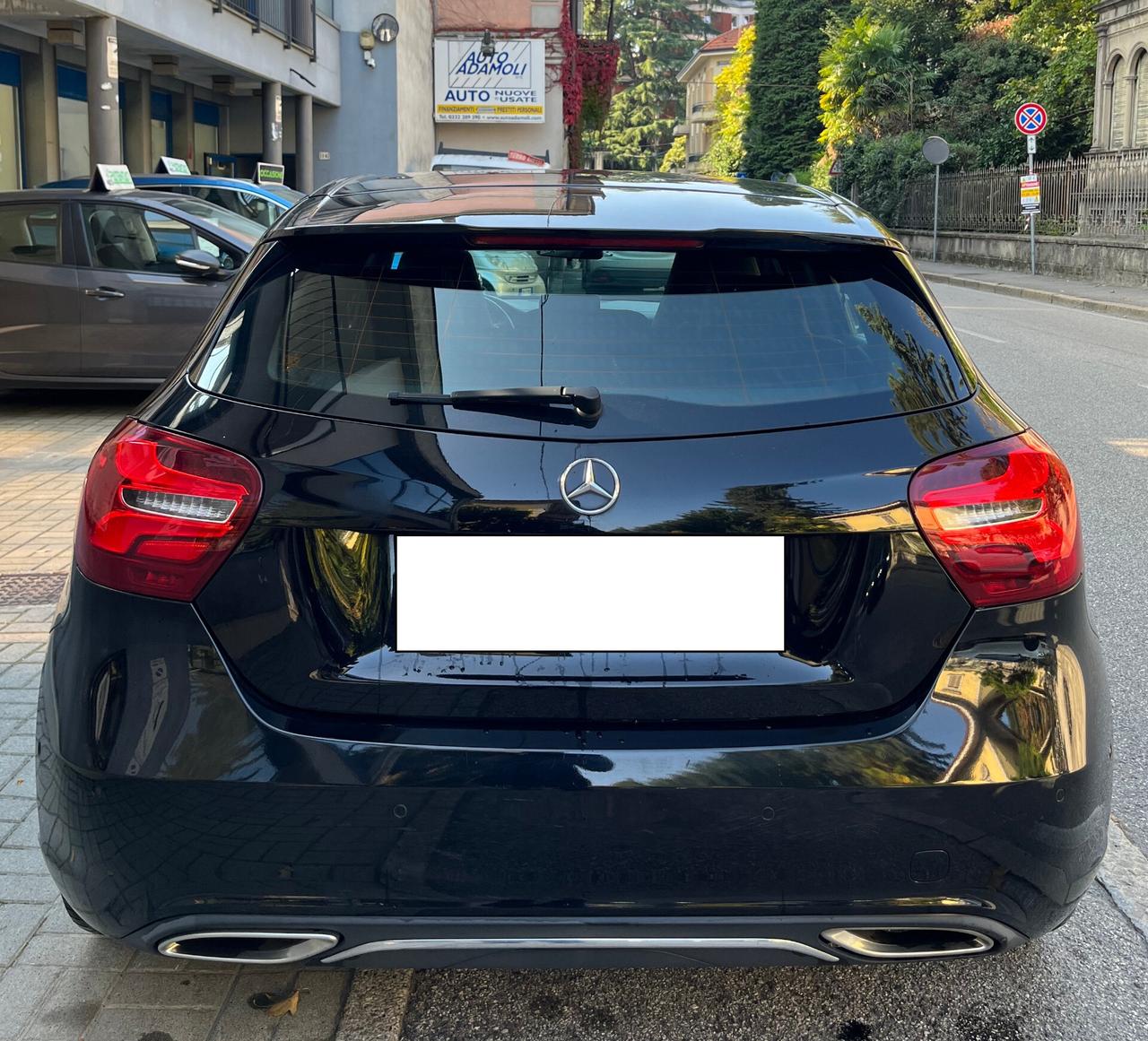MERCEDES A180D SPORT - CAMBIO AUTOMATICO - ANCHE PER NEOPATENTATI