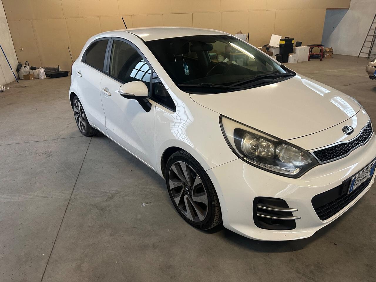Kia Rio 1.4 CRDi 5p.S&S High Tech