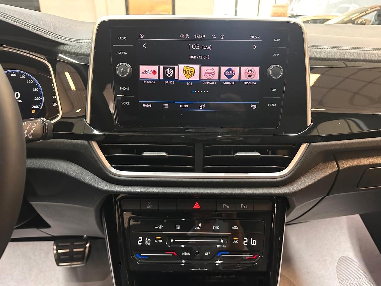 Volkswagen T-Roc 1.5 tsi R-Line dsg * IVA ESPOSTA *