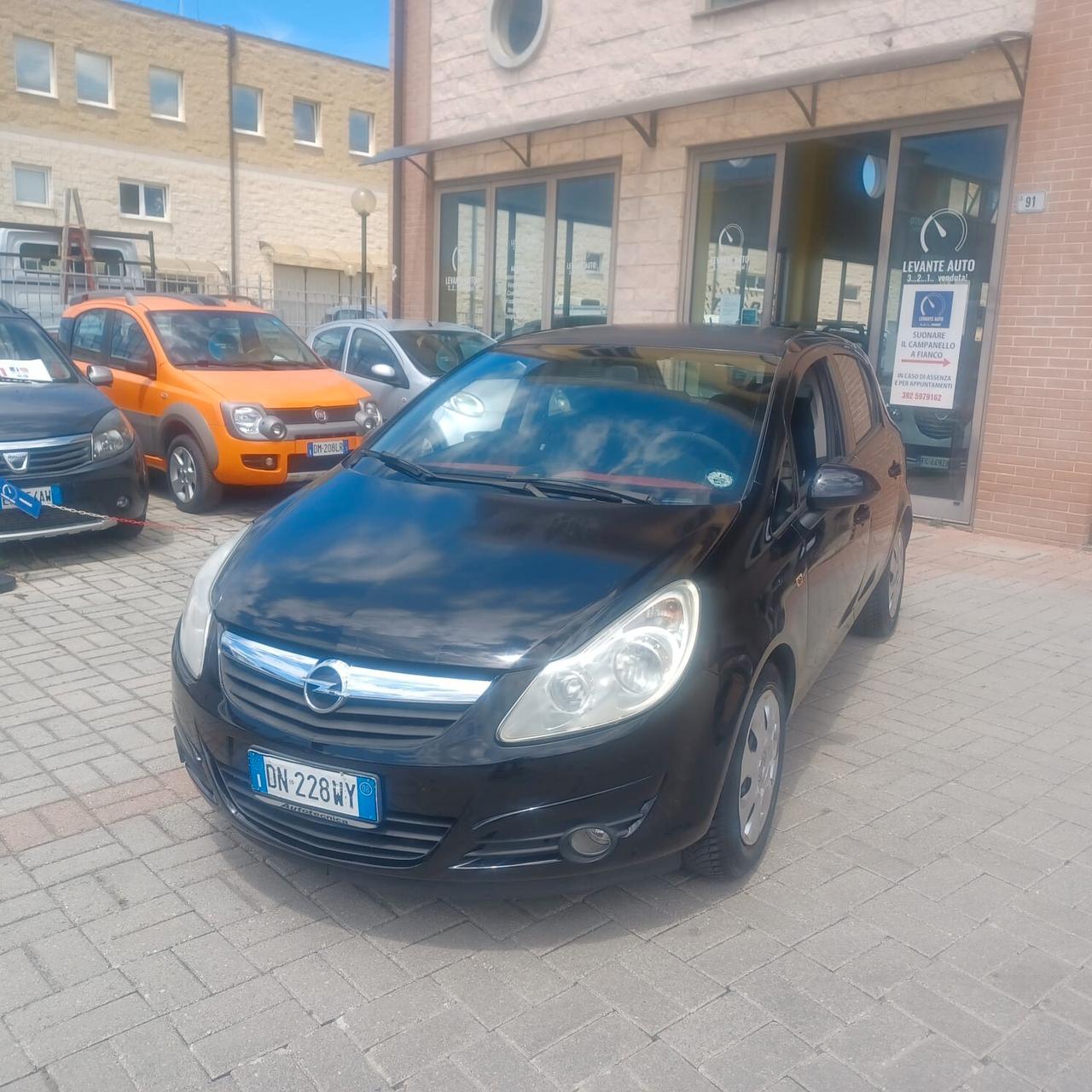 111.978KM CORSA 1.2 NEOPATENTATI BUONE CONDIZIONI