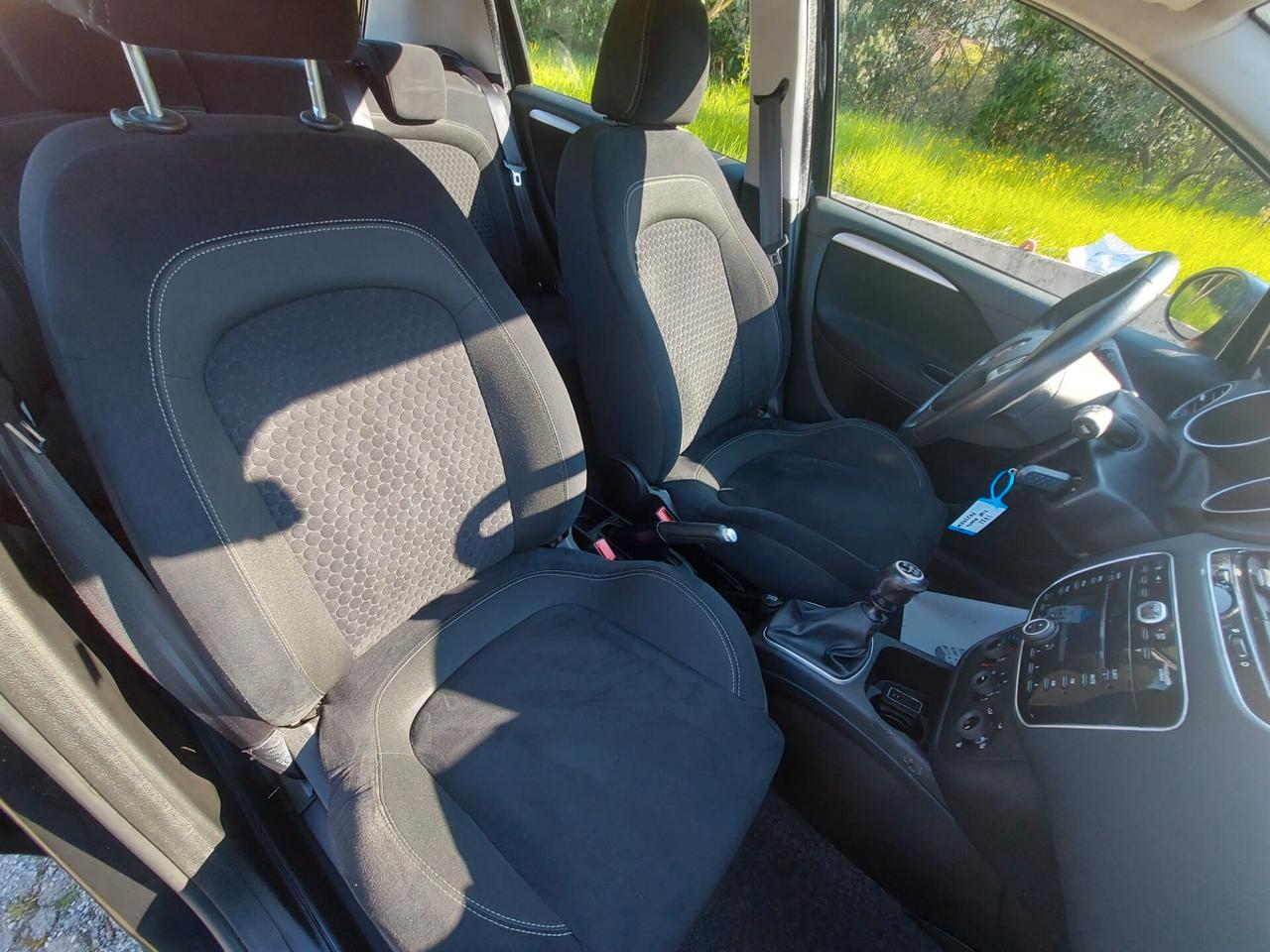 Fiat Punto 1.2 Lounge 69CV -IN ARRIVO-