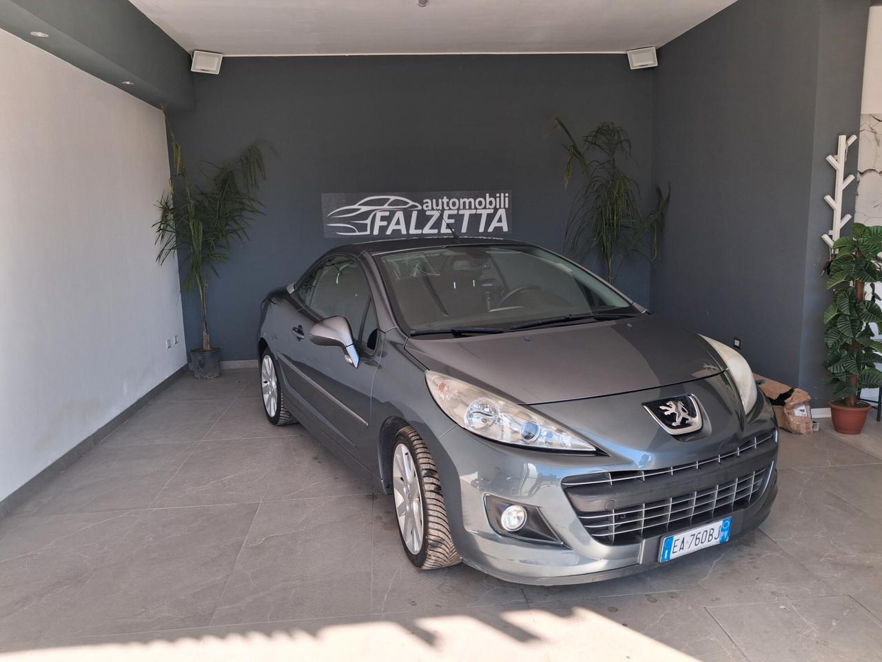 Peugeot 207 1.6 8V HDi 112CV CC Féline