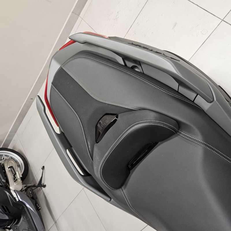 Yamaha X-Max 300 - 2026