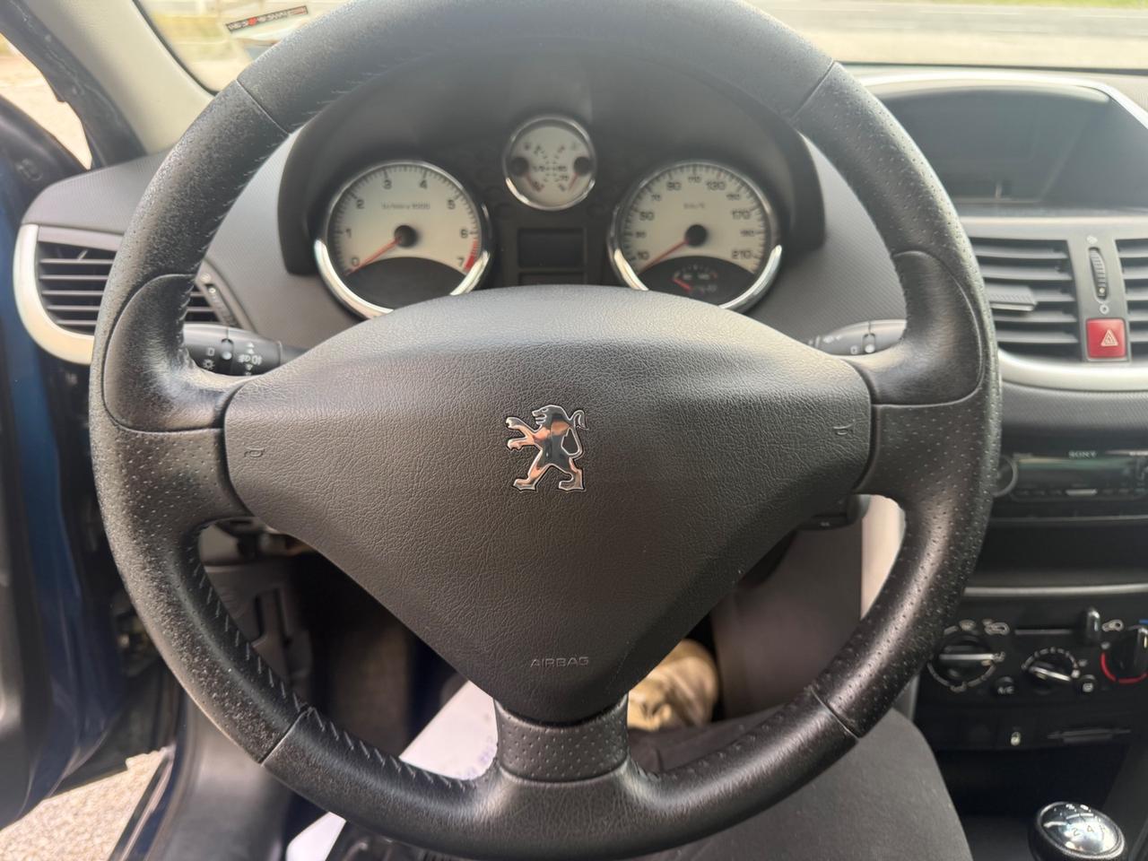 Peugeot 207 - 1.4 88CV 5P XS