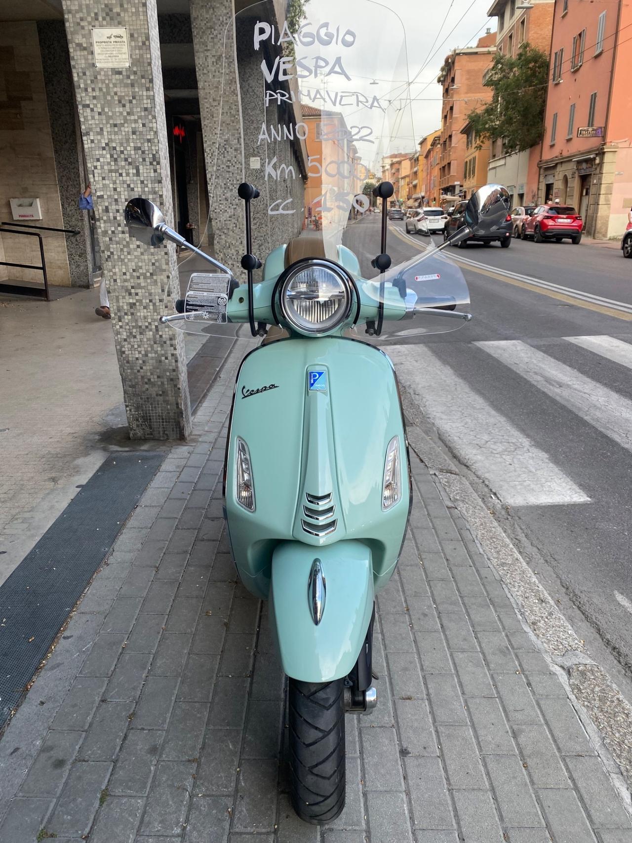 Piaggio Vespa cc 150 Primavera anno 2022 km 500 Come Nuova!