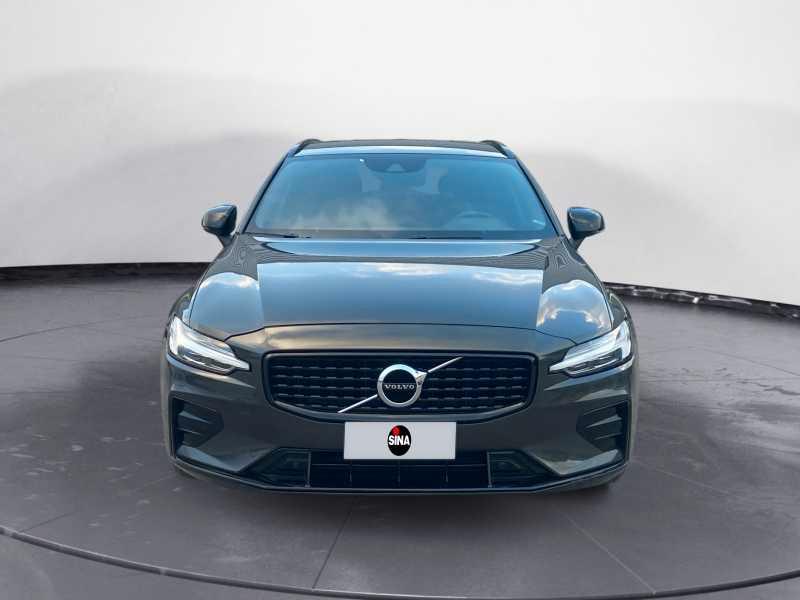 VOLVO V60 2.0 b4 MoMenTuM Business AuTo