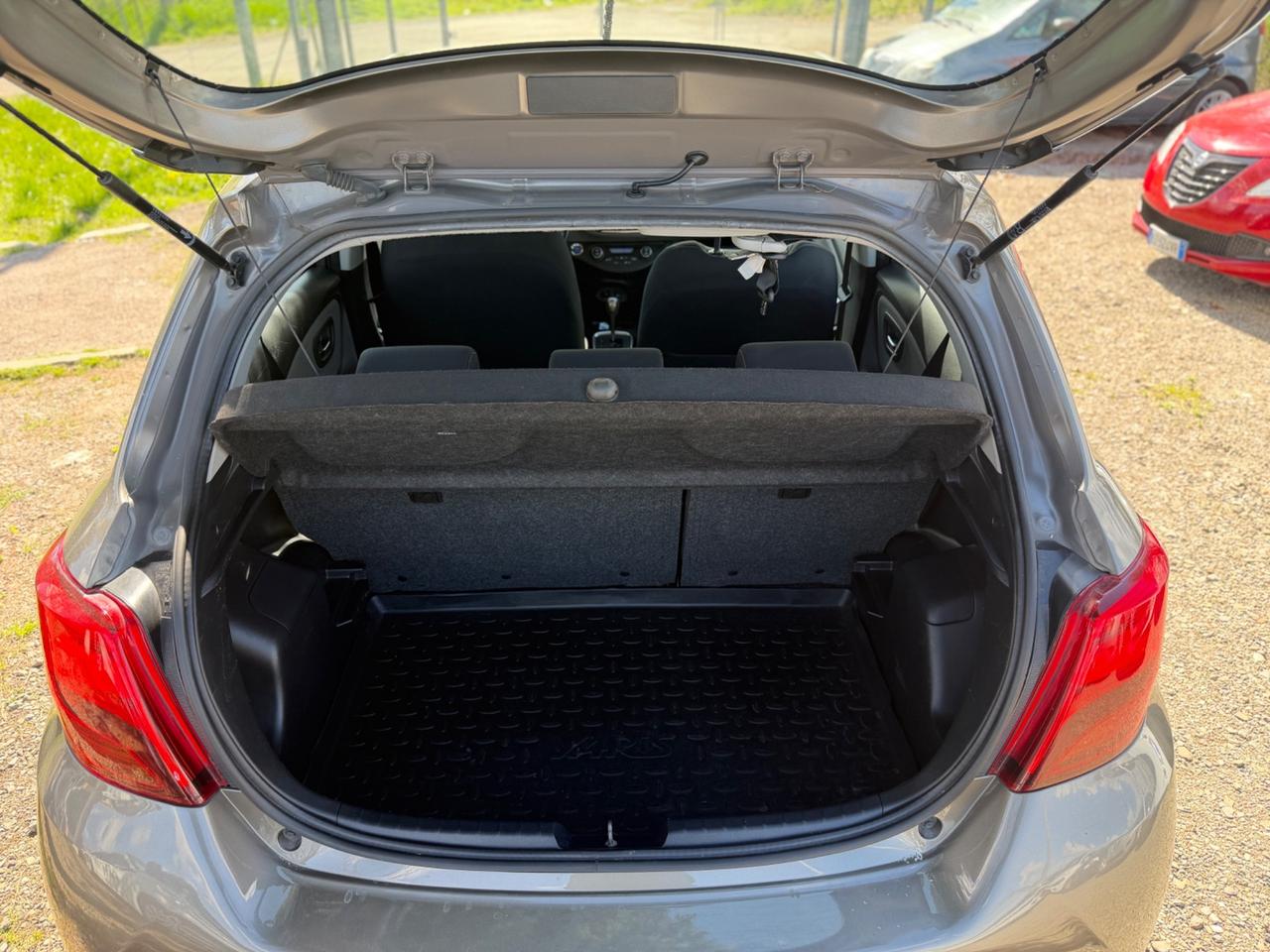 Toyota Yaris 1.5 Hybrid 5 porte Active