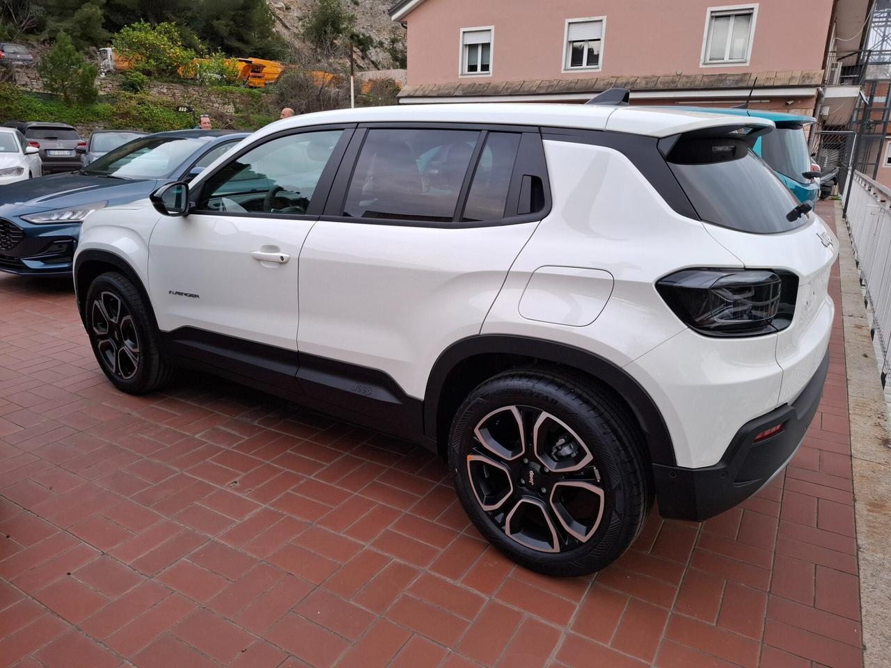 Jeep Avenger 1.2 Turbo 100 CV Summit