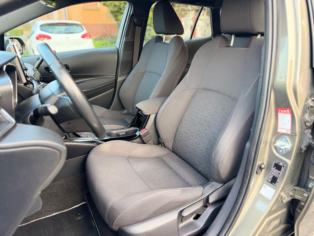 Toyota Corolla Active 1.8 VVT-i HEV #9436