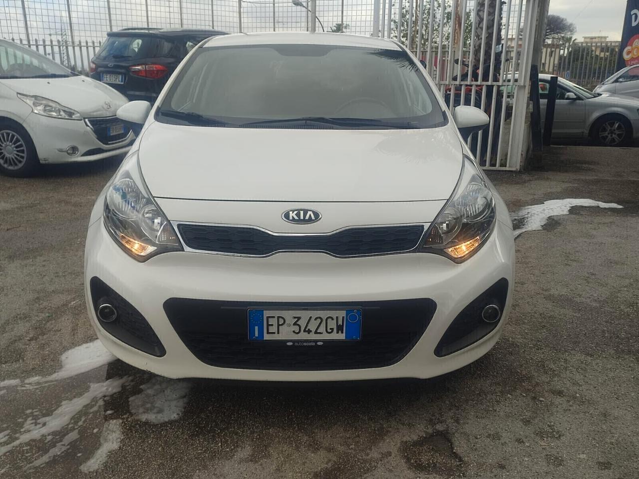KIA RIO 1.2 60000KM UNICOPROPRIETARIO