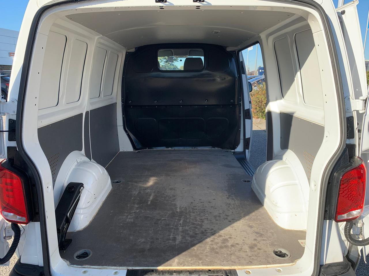 Volkswagen T6.1 Transporter t6.1 28 2.0 tdi 110cv carro business p.c.