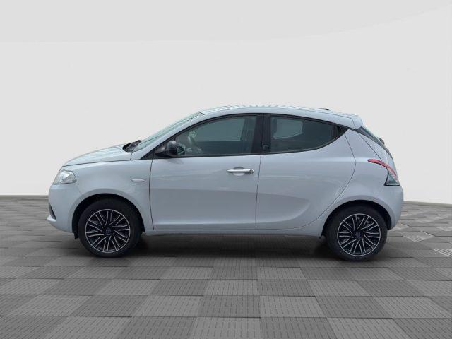 LANCIA Ypsilon Ypsilon 1.0 FireFly 70 CV Start&Stop Hybrid GOLD