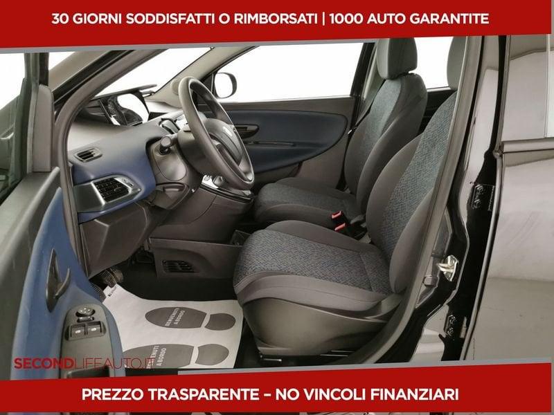 Lancia Ypsilon 1.0 firefly hybrid Gold s&s 70cv 5p.ti