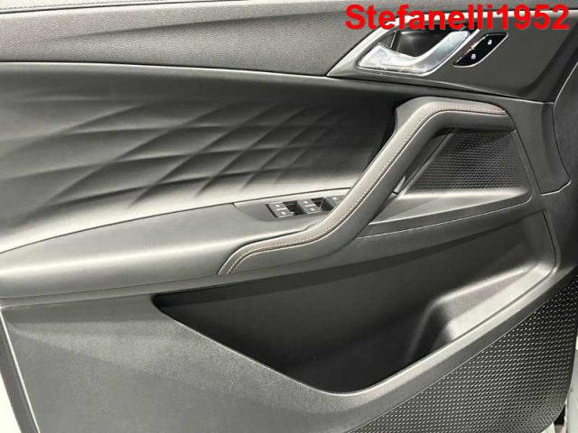 MG HS MG NEW PHEV Luxury Ibrido Plug-in - White pearl -