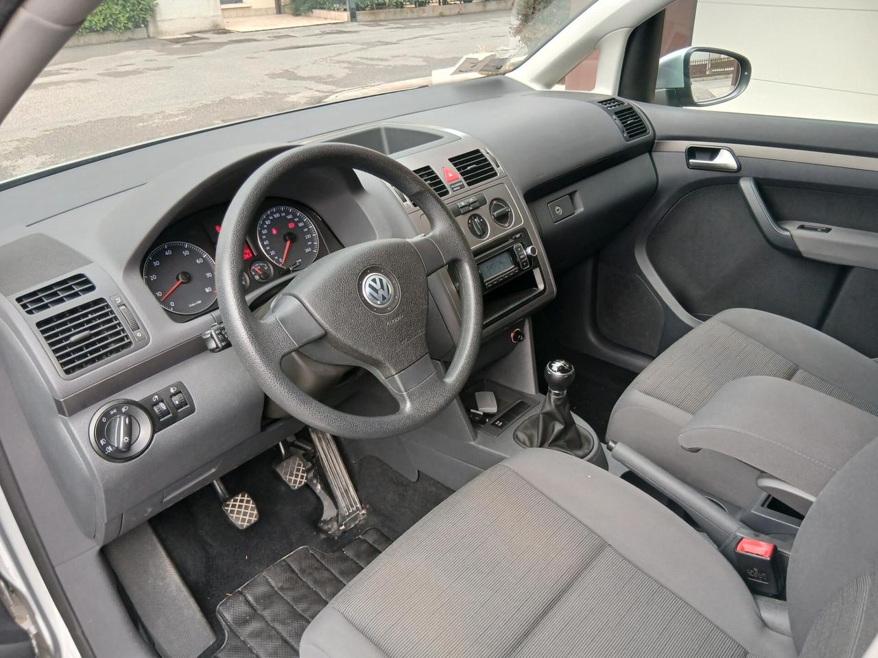Volkswagen Touran 1.6 Trendline 7 posti unico proprietario