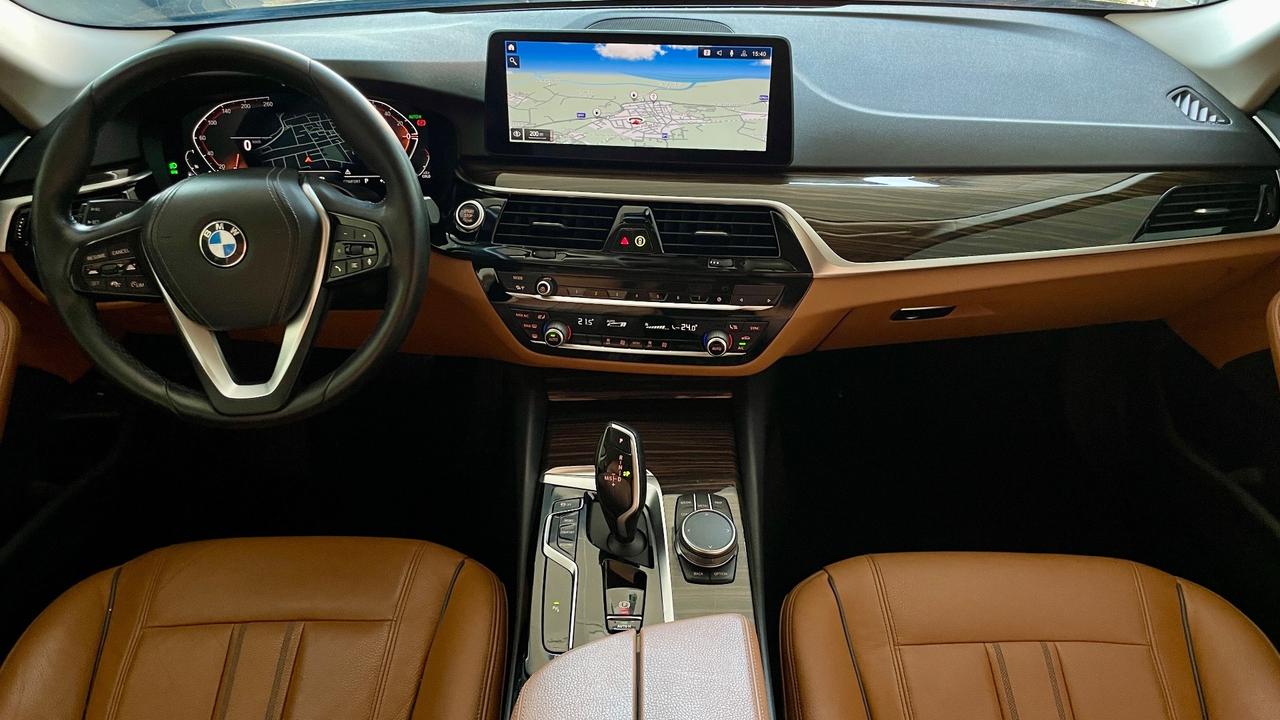 BMW 520D TOURING 48V 2.0 LUXURY 190 CV - FULL LED, PELLE, VIRTUAL COCKPIT