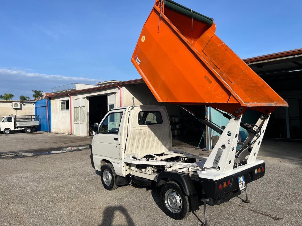 Piaggio quargo con vasca/rib.-700 cc- Diesel -2014