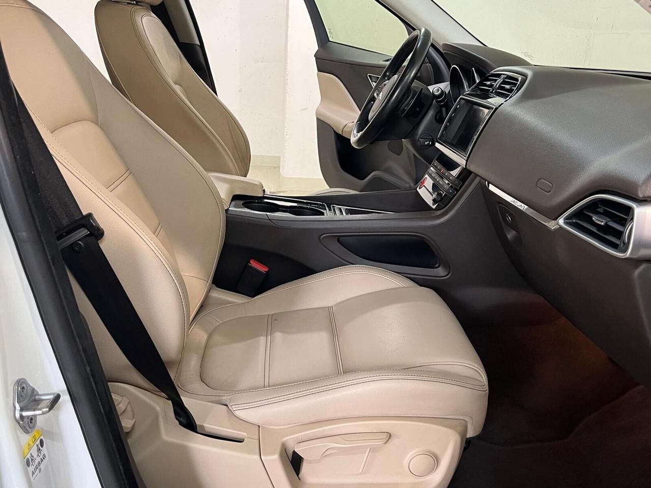Jaguar F-Pace 2.0 D 180 CV Prestige
