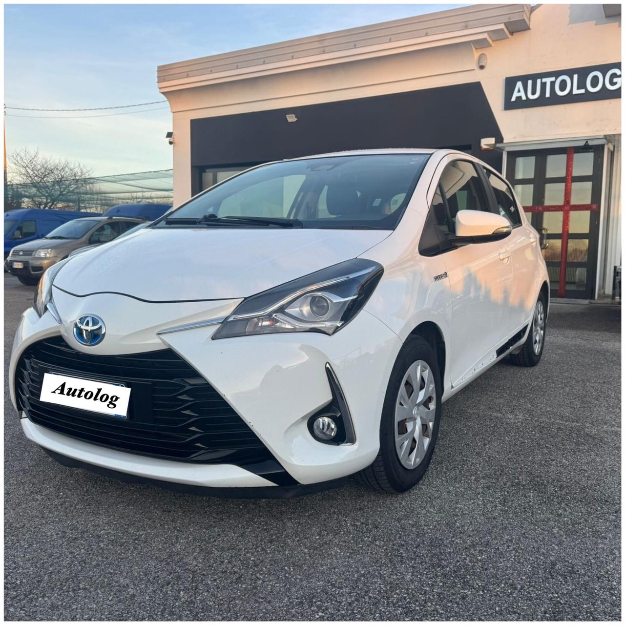 Toyota Yaris 1.5 Hybrid 5 porte Active