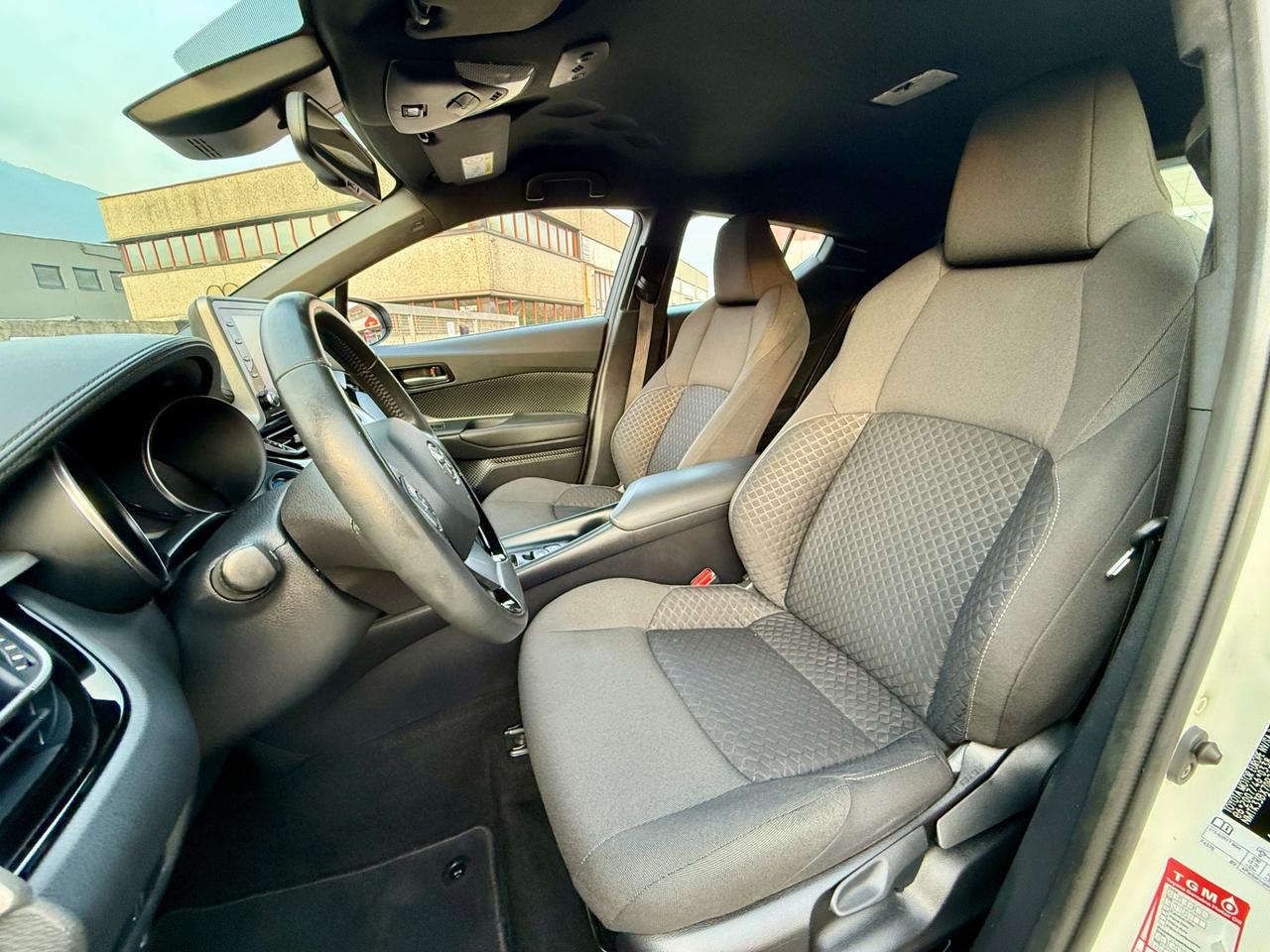 Toyota C-HR 1.8 Hybrid E-CVT 2023 **76.000Km**