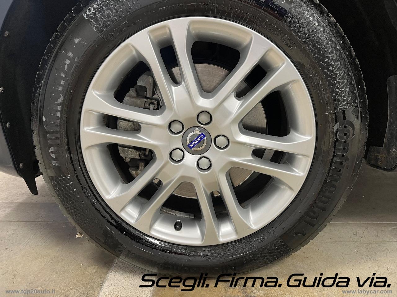 VOLVO XC60 D4 Summum|TETTO APRIBILE|PELLE|SEDILI RISC.