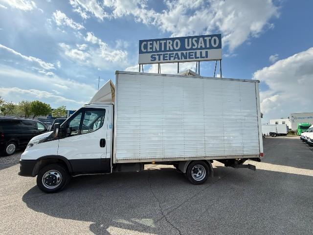 IVECO DAILY 35C14H BOX + SPONDA