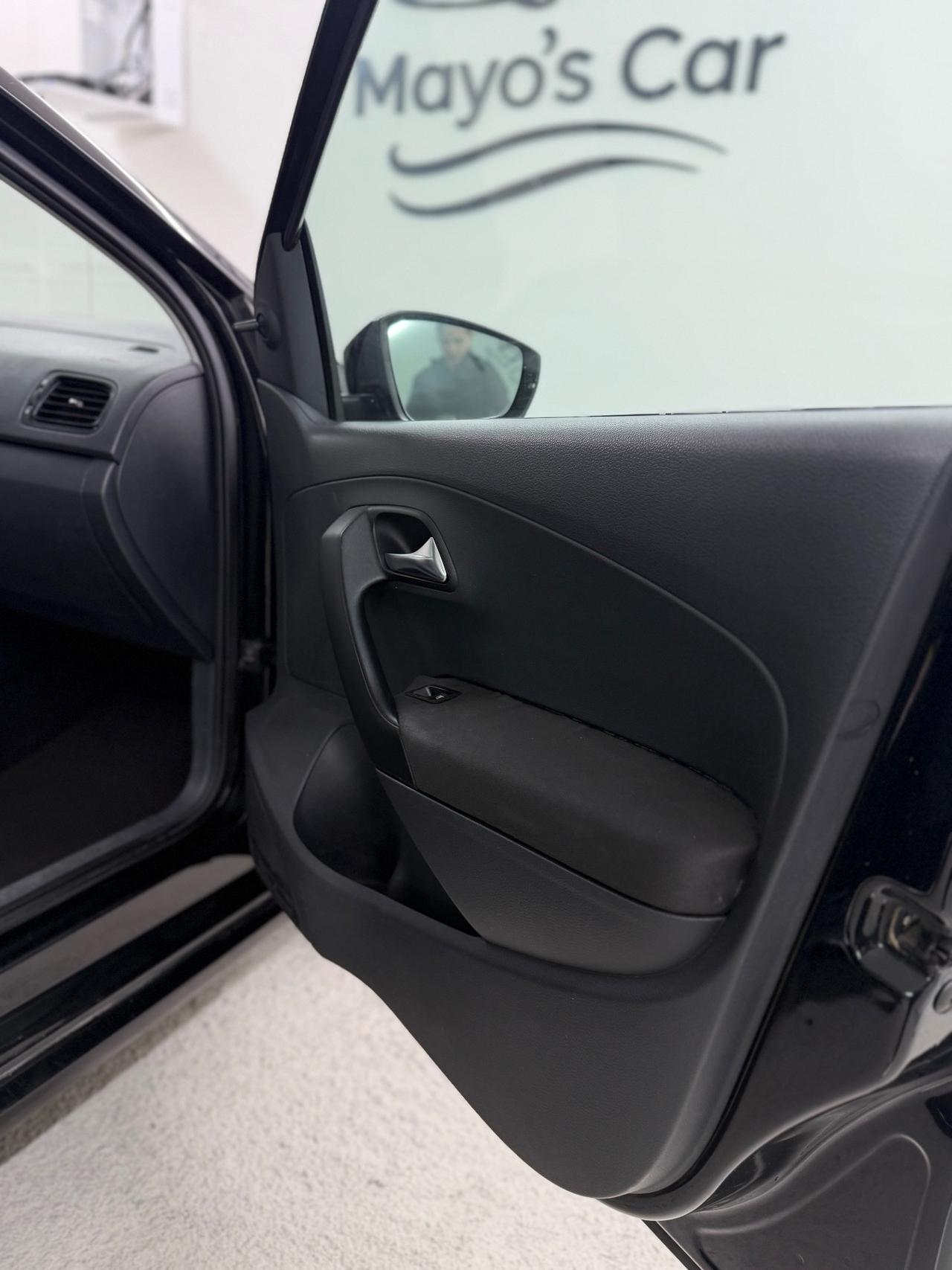 VOLKSWAGEN POLO (anno 2012)