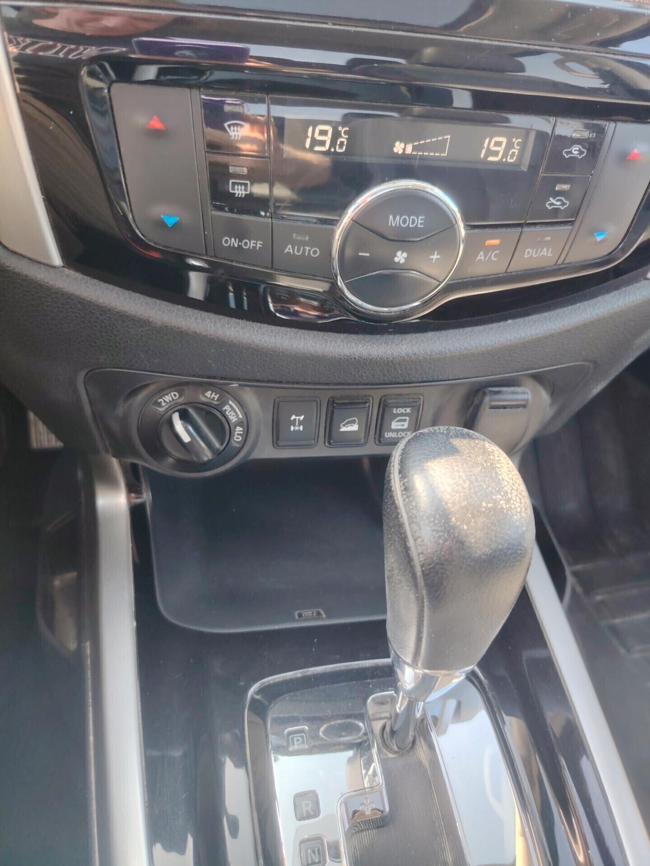 Nissan Navara 2.3 dCi 190 CV 7AT 4WD Double Cab N-Guard