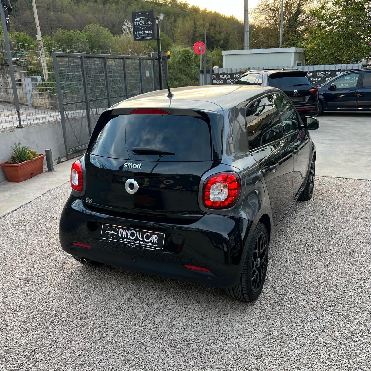 Smart ForFour PASSION 0.9 90CV TURBO AUTO NAVI LED UFF.MERCEDES