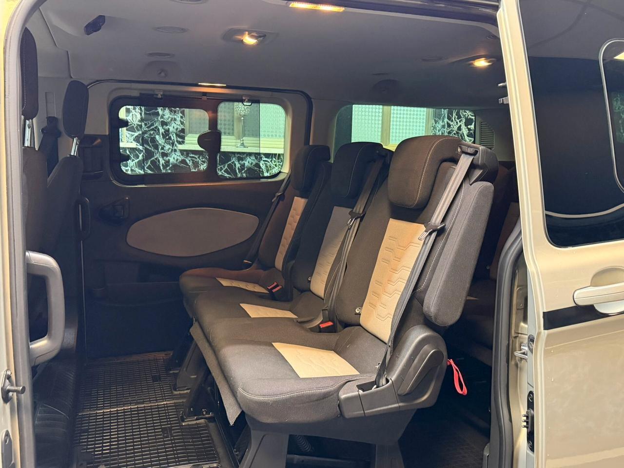 Ford Transit Custom 300 2.2 TDCi 155CV titanium