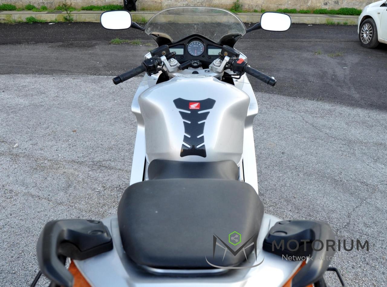 Honda VFR 800 V4 V Tech 2003