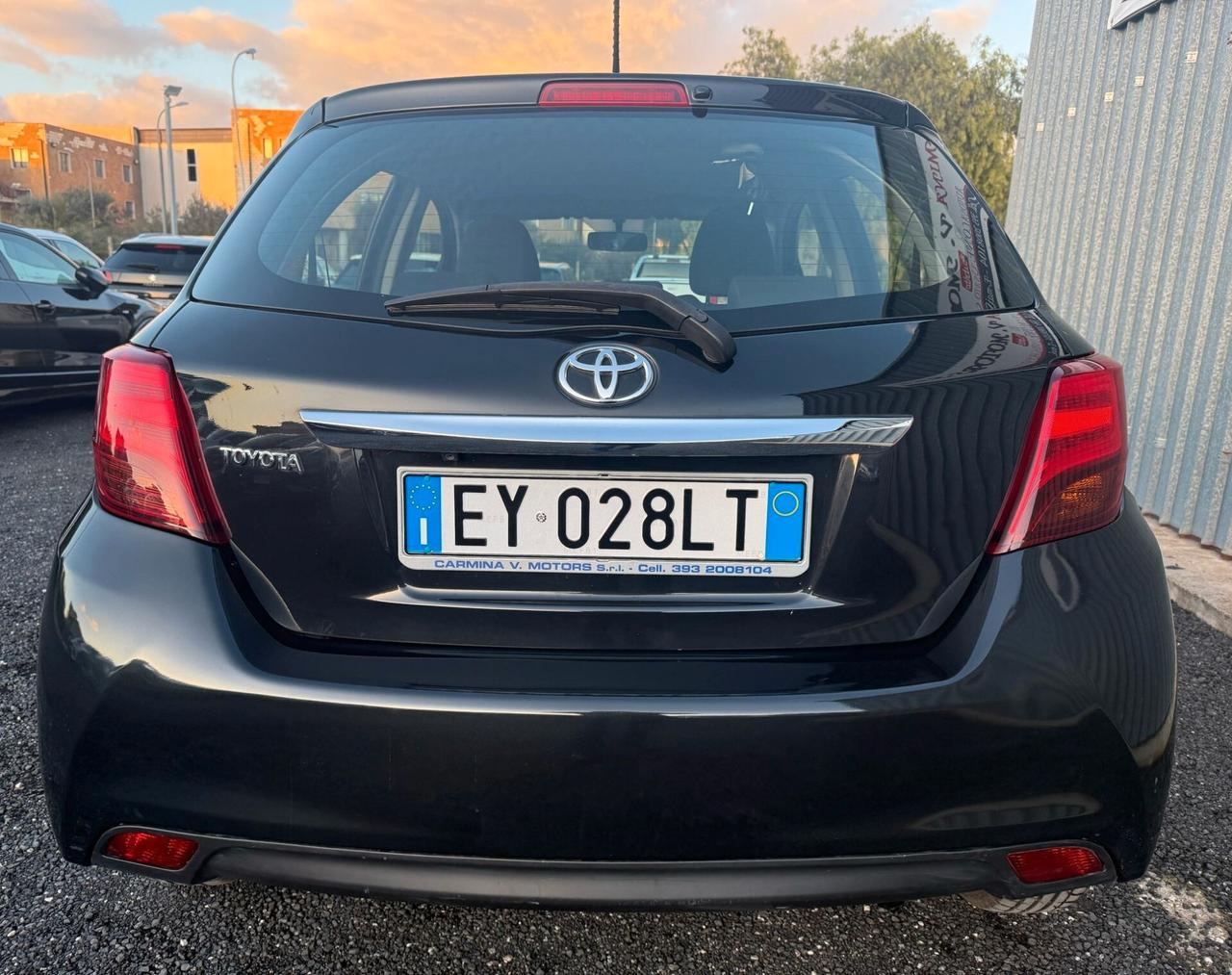 Toyota Yaris 1.0 CAMERA NAVIGATORE