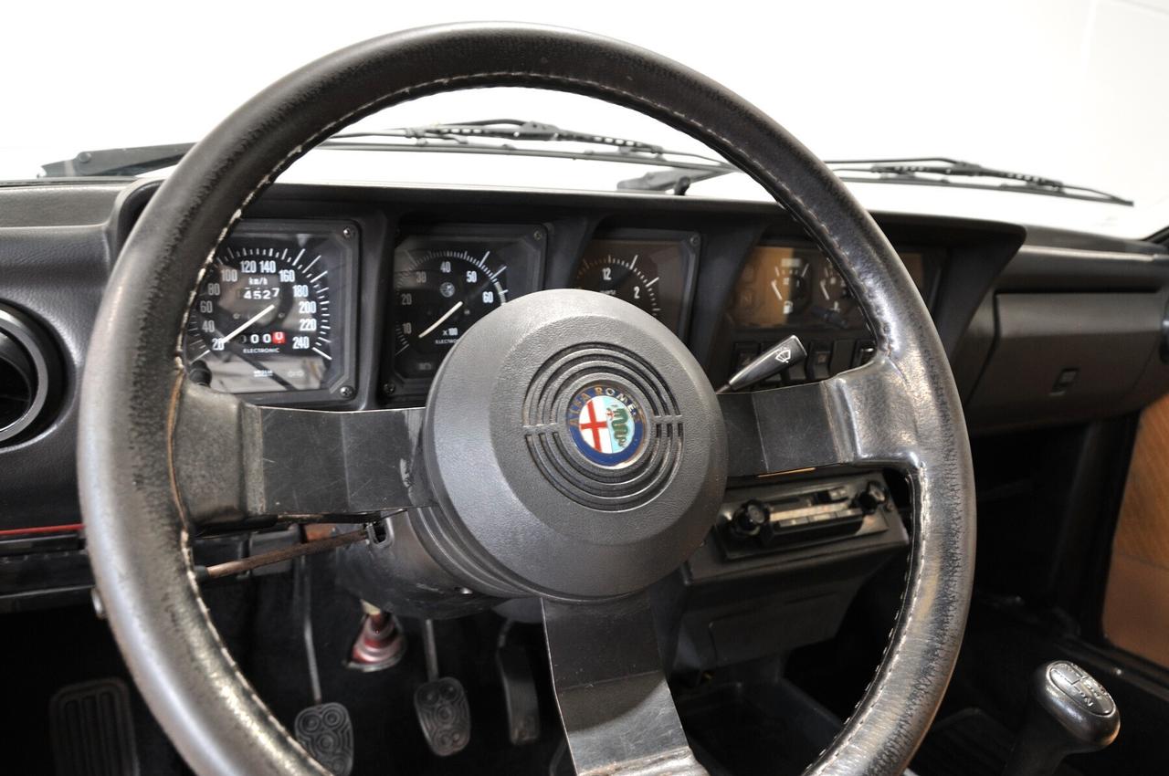 Alfa Romeo GTV6 2.5i Grand Prix restauro totale CRS