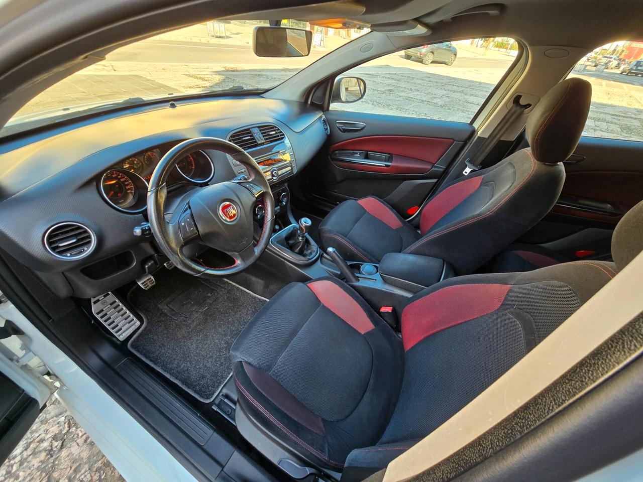 Fiat Bravo 1.6 MJT 105 CV DPF Dynamic ok Neopatentati