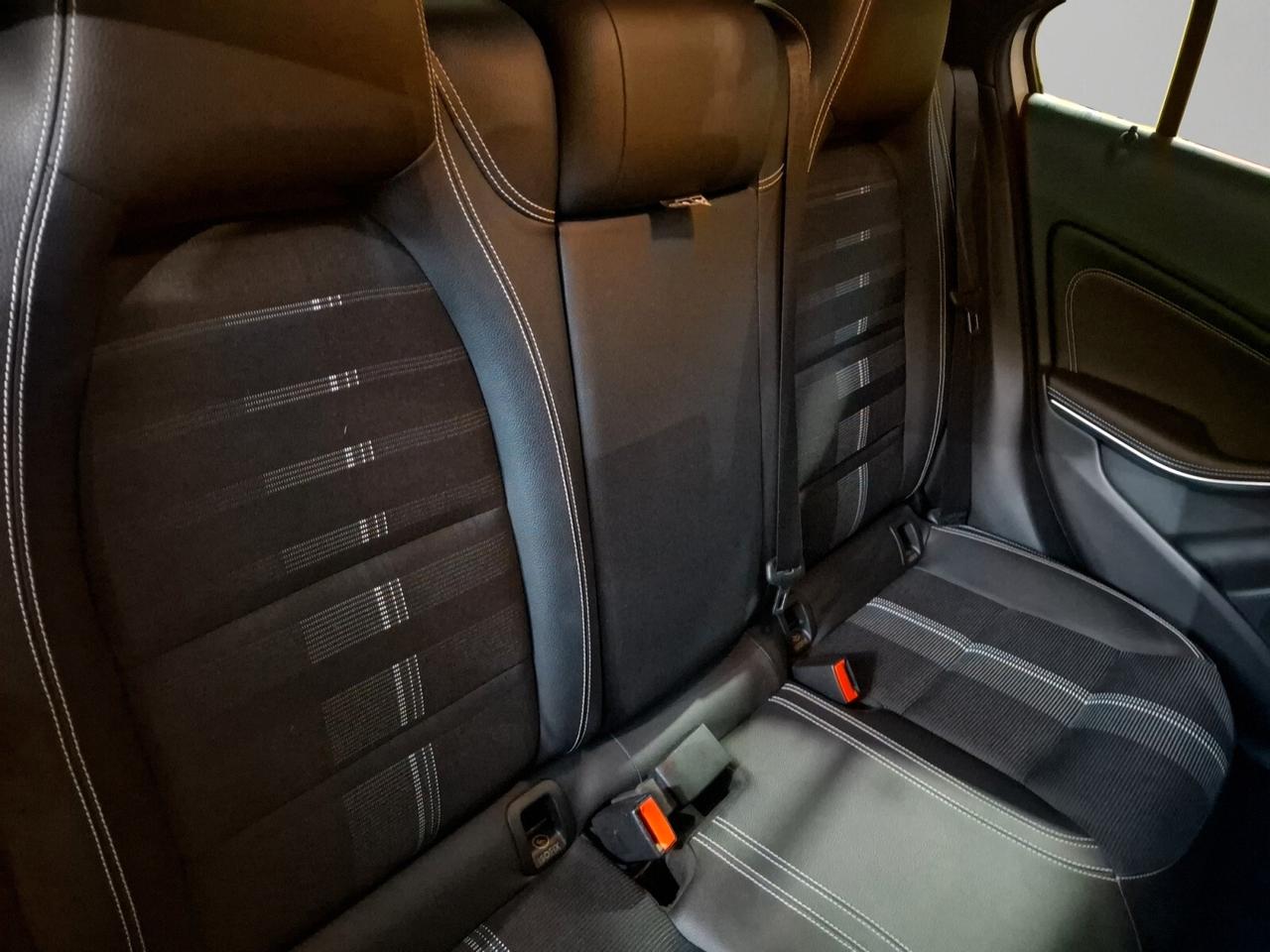 Mercedes-benz A 180 A 180 d Automatic Sport full optional