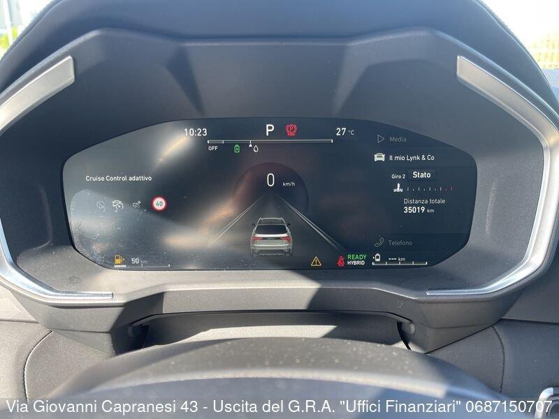 Lynk & Co 01 01 PHEV