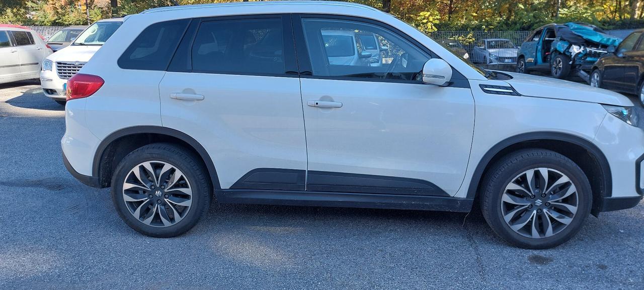 Suzuki Vitara 1.6 VVT 4x4 V-Top